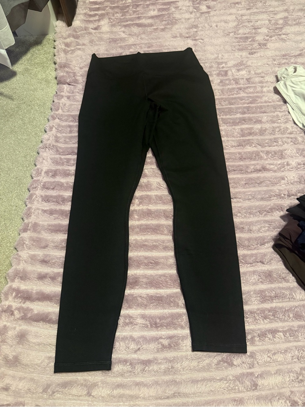 Fabletics leggings with side pockets